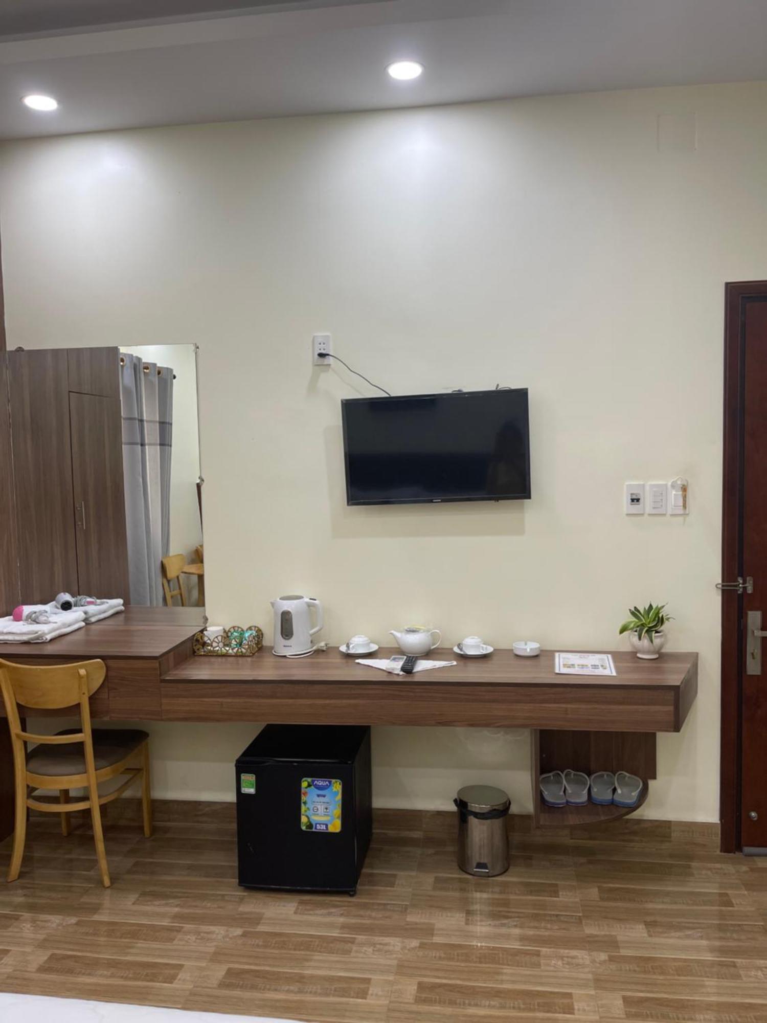 Motel Hoang De Chau Doc Exteriör bild
